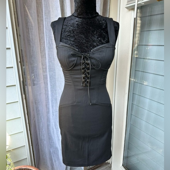 XOXO Dresses & Skirts - Xoxo little black dress size 1/2
